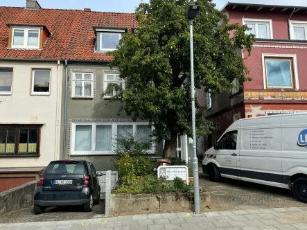 Objekt - Haus kaufen in Lübeck / Sankt Lorenz Süd - 3 Mehrfamilienhäuser in 23558 Lübeck-St. Lorenz-Süd (Nähe Dräger)