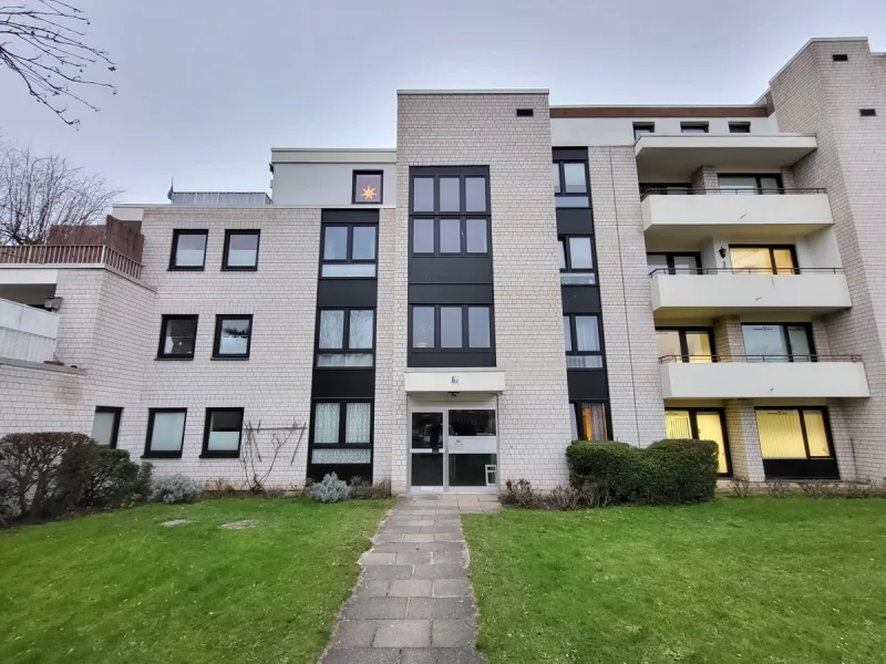 Objektansicht - Wohnung mieten in Lübeck / Sankt Lorenz Nord - Gepflegte 2-Zimmer-Erdgeschoss-Wohnung mit großer Terrasse - St. Lorenz Nord (Musikerviertel)