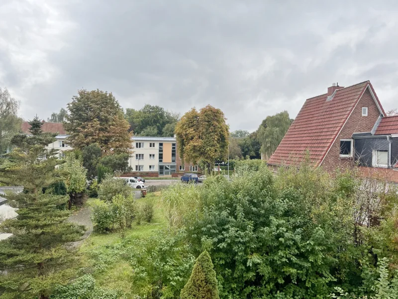 Blick aus dem Fenster OG