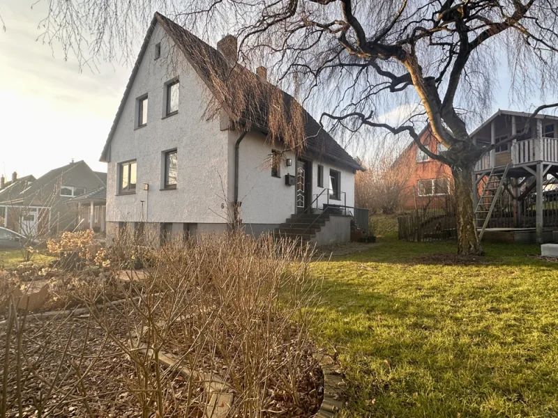 Titelbild - Haus kaufen in Ahrensbök - Traumhaus für deine Familie! Einziehen & Wohlfühlen