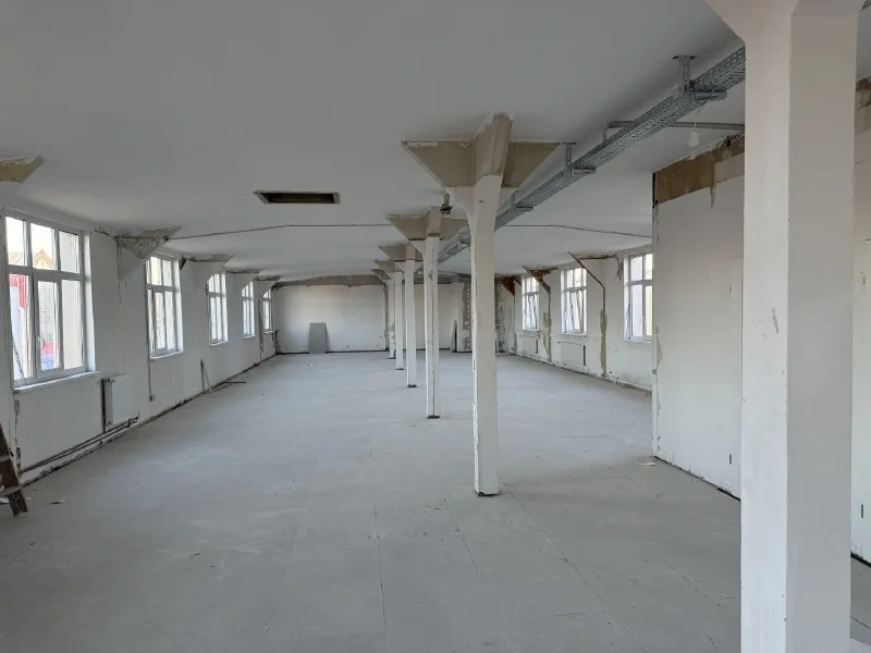 LOFT I