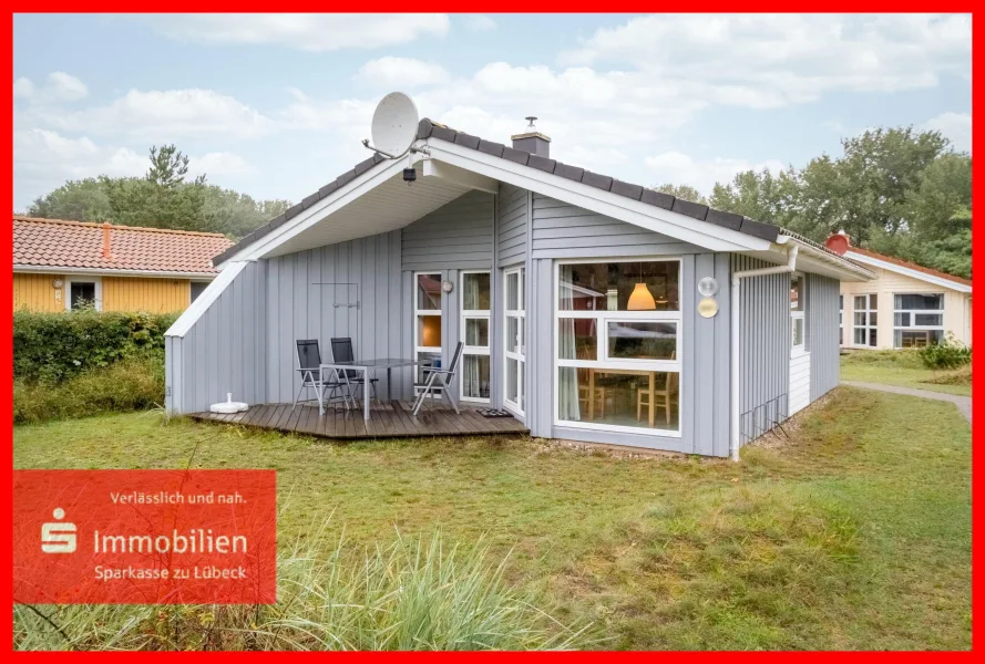 Hausansicht - Haus kaufen in Lübeck - Ferienhaus mit Sauna und Kamin