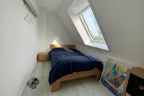 zweites Schlafzimmer im Dachgeschos