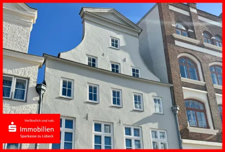 Altstadthaus mit Wasserblick - Haus kaufen in Lübeck - Seltene Chance an der Untertrave