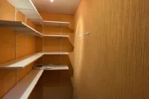 Begehbarer Kleiderschrank