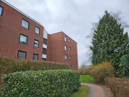 Haferkamp 6 b - Wohnung kaufen in Seevetal - Renovierte 2-Zimmer-DG-Wohnung in Meckelfeld