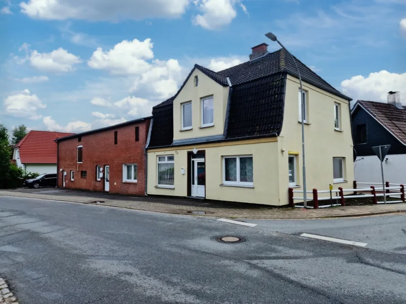 Wohnhaus - Haus kaufen in Süderdeich - 3 vermietete Wohneinheiten nahe Büsum