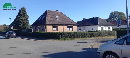 Straßenansicht - Haus kaufen in Brunsbüttel - Sympathisches Haus in beliebter Wohnlage