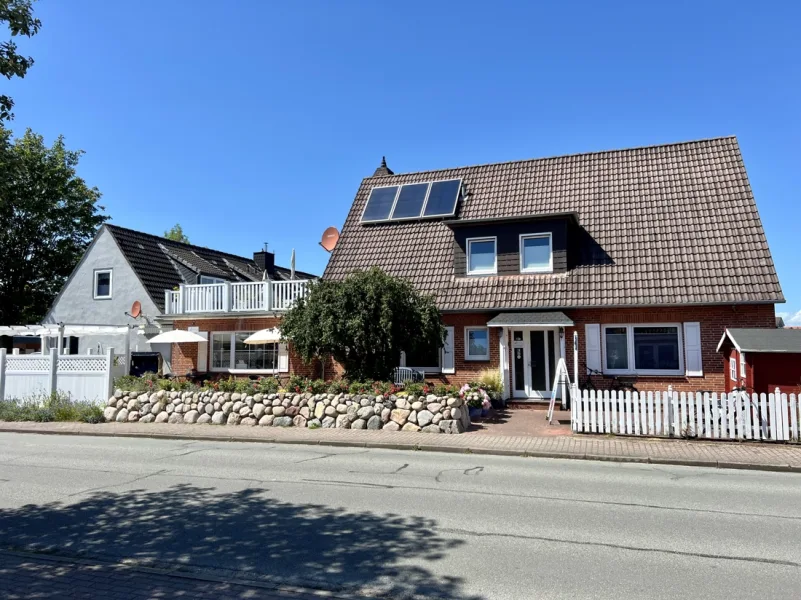 Blick auf die Pension - Gastgewerbe/Hotel kaufen in Büsum - Etablierte Pension im Nordseeheilbad Büsum