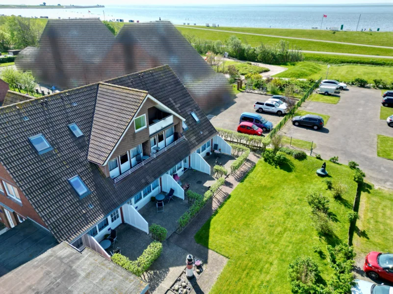 Luftaufnahme - Gastgewerbe/Hotel kaufen in Büsum - Exklusives Ferienappartementhaus - Eigenland - mit 14 Wohnungen in 2. Deichlinie mit Meerblick