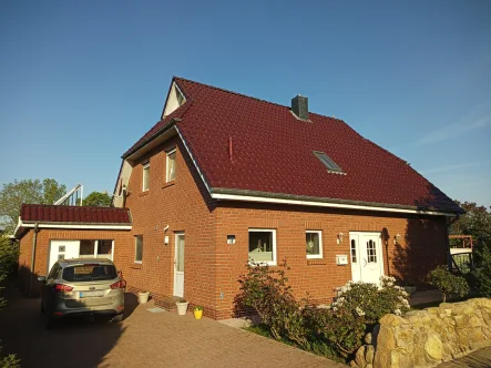 Außenansicht - Haus kaufen in Krumstedt - Traum vom großen Haus in ruhiger Lage!