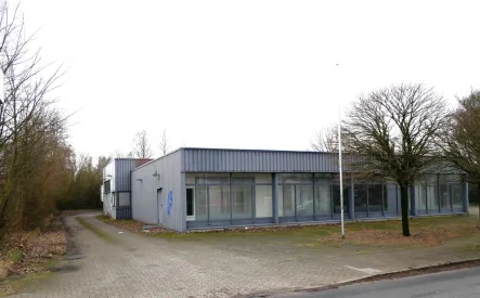 Straßenansicht - Halle/Lager/Produktion mieten in Brunsbüttel - Großzügige Gewerbefläche im Industriestandort Brunsbüttel!