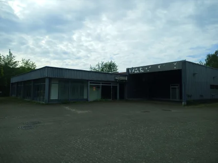 Gesamtansicht - Halle/Lager/Produktion mieten in Brunsbüttel - Großzügige Gewerbefläche im Industriestandort Brunsbüttel!