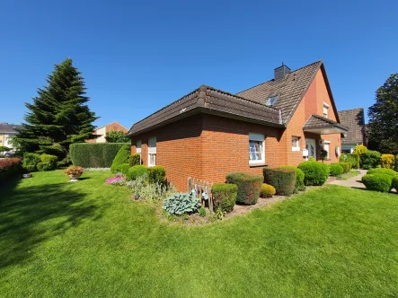 Aussenansicht - Haus kaufen in Meldorf - Traumhafte Immobilie in der Domstadt Meldorf