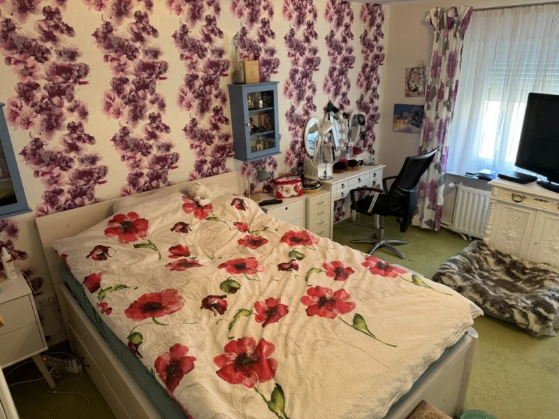 Schlafzimmer 2 OG