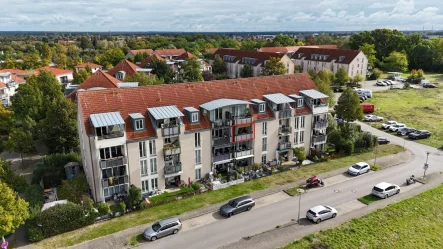 Blick auf das Gesamtobjekt - Wohnung kaufen in Velten - Tolle Eigentumswohnung mit langfristiger Vermietung!