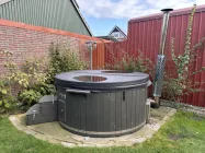 Garten mit Whirlpool