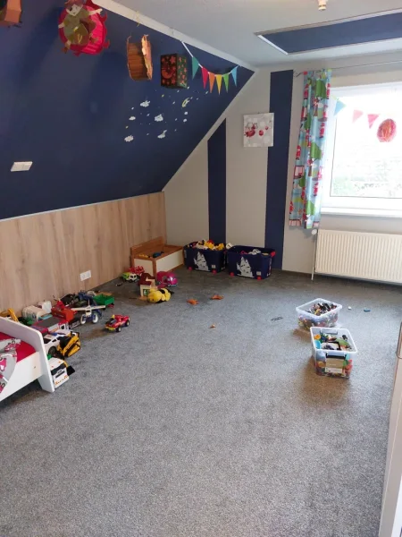 Kinderzimmer II OG