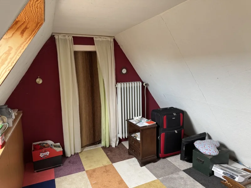 Durchgangszimmer Dachgeschoss