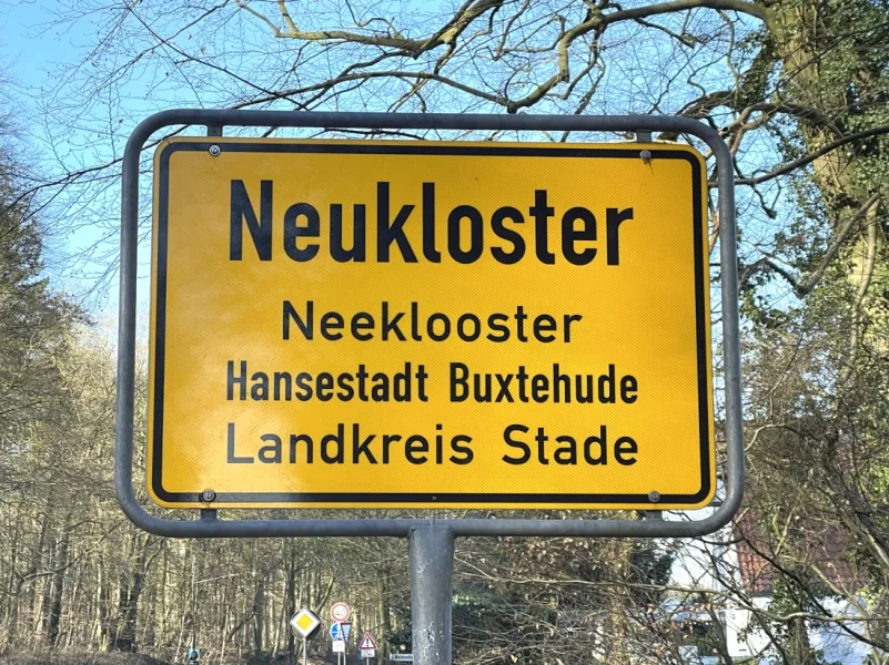 Ortsschild Neukloster