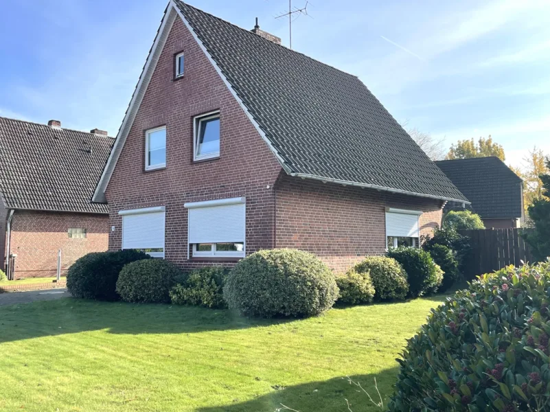 Außenansicht - Haus kaufen in Harsefeld - Vermietetes Einfamilienhaus sucht SIE als neuen Eigentümer in Harsefeld!