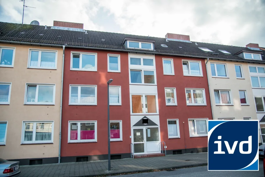 Eingangsansicht - Wohnung mieten in Kiel - 2 1/2  Zimmer Wohnung in ruhiger Lage im 2. OG
