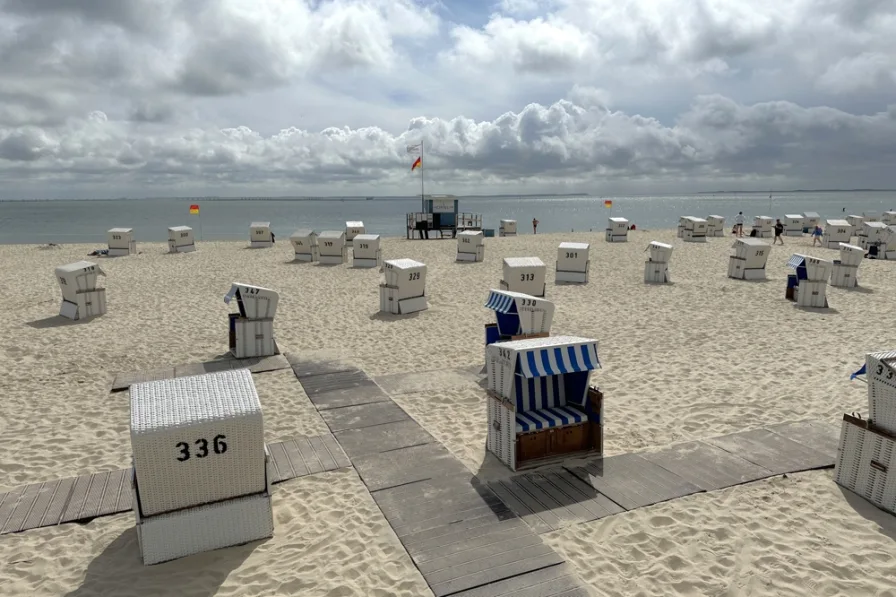 200 m vom Strand entfernt