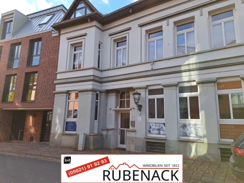  - Büro/Praxis mieten in Nienburg (Weser) - Großzügige Büro- oder Praxisfläche in der Nienburger Altstadt!