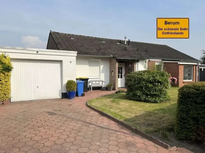 7917 Titelbild - Haus mieten in Berum - Bungalow-Hälfte mit Garage im Ferienpark Berum zu vermieten!