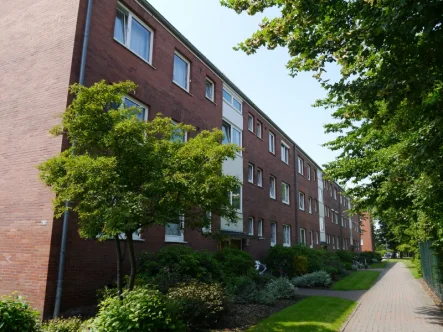 Außenansicht Hannoversche Str 16 - Wohnung kaufen in Nordenham - Vermietete Eigentumswohnung in zentraler Lage von Nordenham