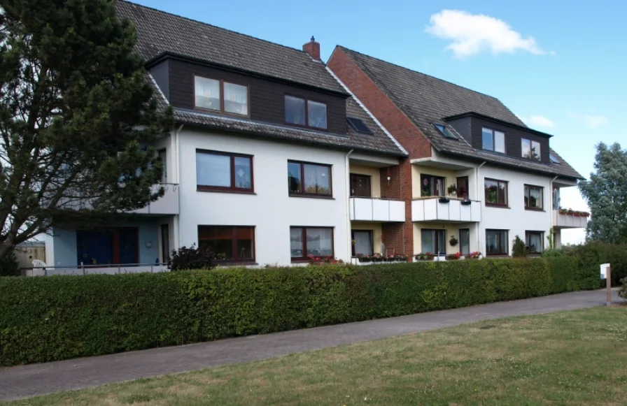 Haupt_Lange Str - Wohnung mieten in Nordenham - Dachgeschosswohnung in Nordenham-Blexen