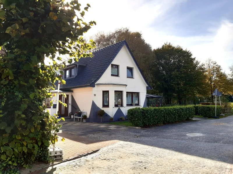 Hauptfoto, Lindenstr 19, Nordenham - Haus kaufen in Nordenham - Gemütliches und liebevoll renoviertes Einfamilienhaus