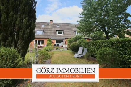  - Haus kaufen in Norderstedt - Und noch eine Perle in Alt-Garstedt! Mittelreihenhaus mit schönem Garten und Vollkeller.