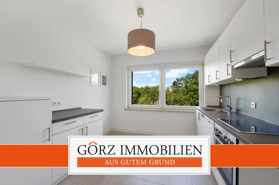  - Wohnung kaufen in Norderstedt - Kernsanierte und modernisierte  3 Zimmer-Endetagen-Wohnung mit Balkon und Lift