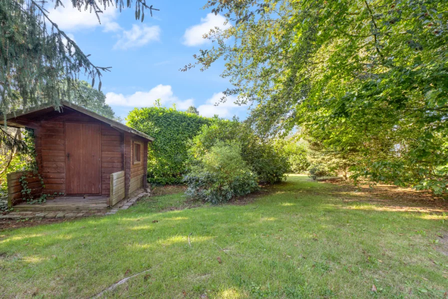 Gerätehaus im hinteren Garten