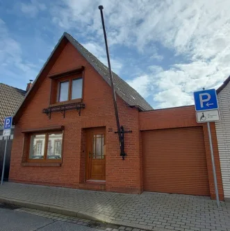 Ansicht Straße - Haus kaufen in Tönning - Kleines Stadthaus in ruhiger Sackgassenlage, Innenstadtlage
