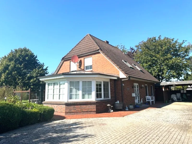 Hausansicht - Haus kaufen in Nordstrand - Tolles Haus mit Ferienwohnung. Ruhige Lage! An der Nordsee , Yachthafen 200m