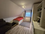 Schlafzimmer DG 1