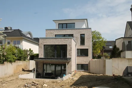 Balkon mit Weitblick - Wohnung kaufen in Osnabrück - Elegante Beletage-ETW in exklusivem Wohnumfeld