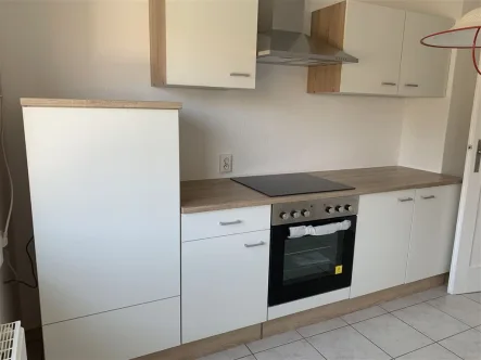 Einbauküche - Wohnung mieten in Badenhausen - *Renovierte 2-Zi.-Dachgeschosswohnung in Badenhausen*