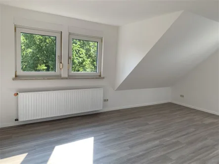 Wohnzimmer - Wohnung mieten in Osterode - *4-Zi.-Dachgeschosswohnung in zentraler Lage*