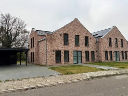 734184 - Wohnung mieten in Papenburg - ***Neubau-Erstbezug***Geräumige Erdgeschosswohnung mit Einbauküche zu vermieten***