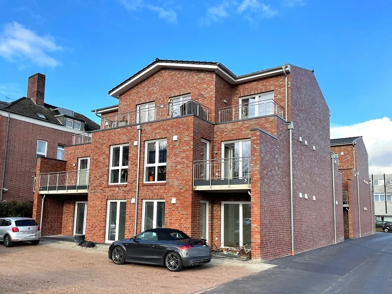 734193 - Wohnung mieten in Papenburg - /// Neubau-Apartment mit Balkon in Papenburg-Untenende ///