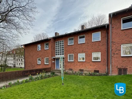 Gebäudeansicht - Haus kaufen in Kiel - Kiel-Friedrichsort: Kapitalanlage mit Entwicklungspotential