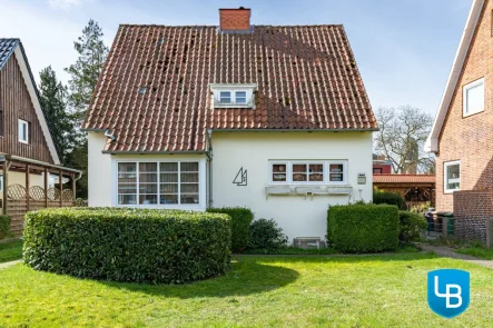 Hausansicht - Haus kaufen in Plön - Ihr zukünftiges gemütliches Eigenheim in Plön!