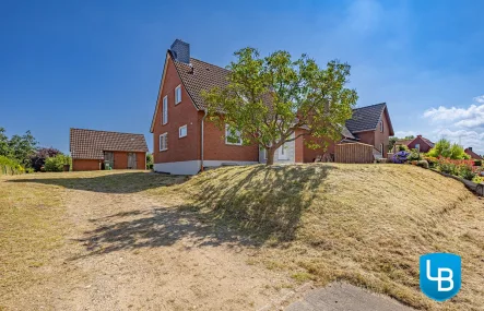 Straßenansicht - Haus kaufen in Darry - Fast ein Neubau!!! Dieses kernsanierte EFH freut sich auf seine neuen Bewohner!