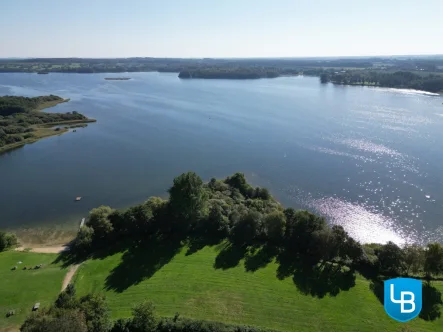 Wohnen am Dobersdorfer See - Grundstück kaufen in Dobersdorf / Tökendorf - Seeidylle trifft Meeresbrise: Idyllisches Grundstück nahe Kiel am Dobersdorfer See!  GST - 14