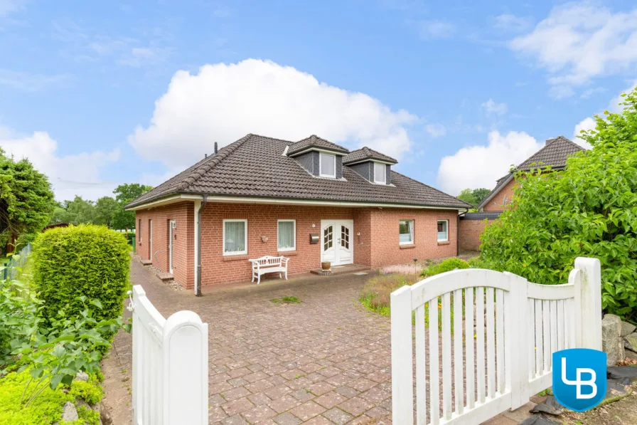 Tolles großes Einfamilienhaus - Haus mieten in Stocksee - Traumhafter Bungalow in Stocksee mit großem Garten und viel Potenzial für Familien