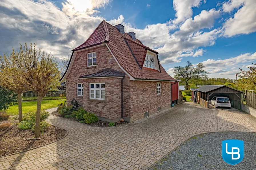 Haus mit Carport