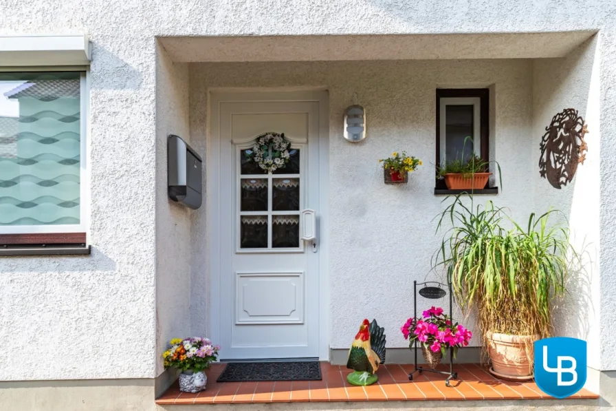 Hereinspaziert - Haus kaufen in Plön - Solides Reihenendhaus in zentraler Lage